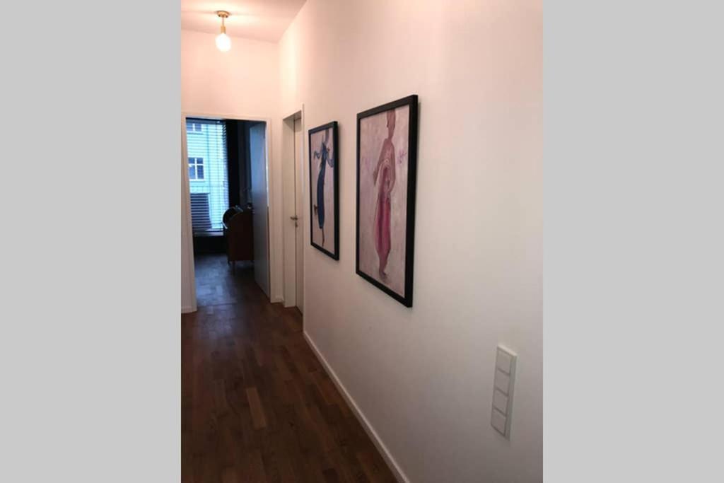 2 Bedroom Mauerpark-Apartment, Berlin Mitte View Calendar מראה חיצוני תמונה